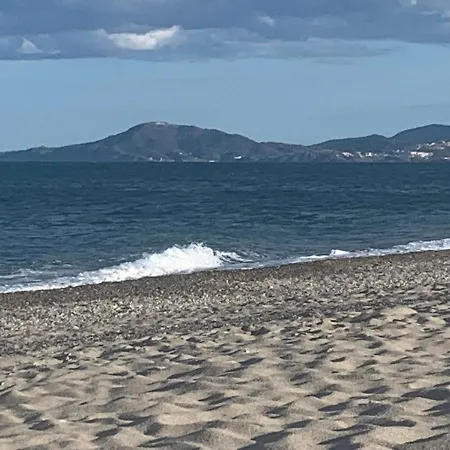 Tropique : Vue Et Piscine *